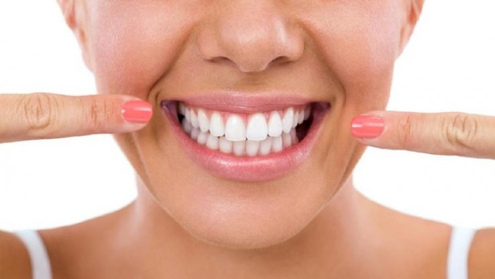 3 Kebiasaan Sepele yang Bikin Gigi Berantakan, Dilakukan Sejak Kecil   