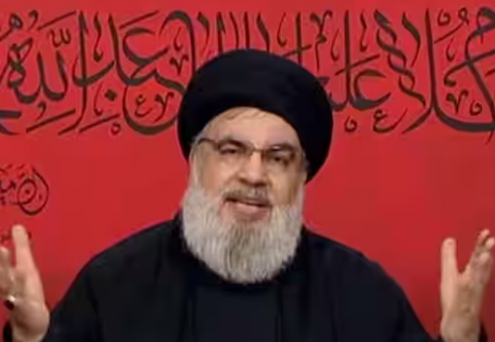 Pemimpin Hizbullah Sayyid Hassan Nasrallah memberikan pidato yang disiarkan televisi /Reuters