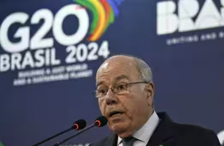 Menteri Luar Negeri Brasil Mauro Vieira menyampaikan konferensi pers di akhir pertemuan para menteri luar negeri G20 di Rio de Janeiro, Brasil, pada 22 Februari 2024 /AFP