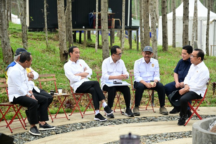 Jokowi Pastikan ASN dan Personel Hankam Pindah ke IKN Mulai Juli 2024. (Dok.Sekretariat Kabinet)