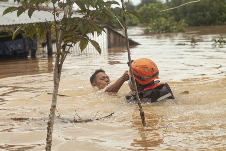 Update Banjir dan Longsor Sumbar: 19 orang Meninggal, 7 Lainnya Hilang. (X/Foto)