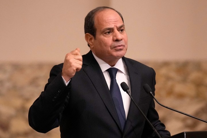 Presiden Mesir: Butuh Biaya Rp1.403 Triliun untuk Bangun Kembali Jalur Gaza. (Screenshot/bloomberg)