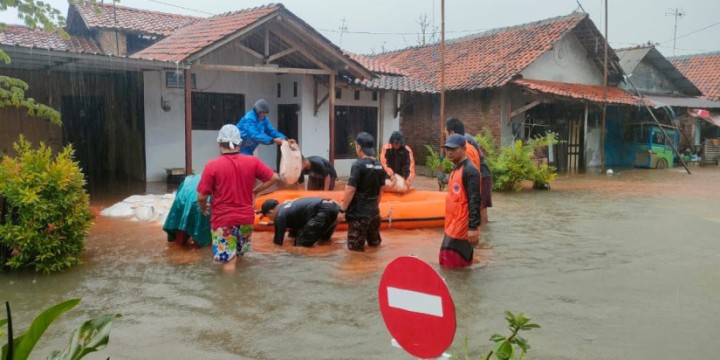 2 Orang Meninggal Terseret Banjir Bandang di Pekalongan. (BNPB Pekalongan)