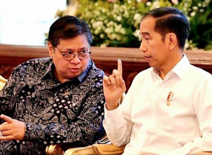 Presiden RI Joko Widodo dan Ketum Golkar Airlangga Hartarto. Sumber: Internet