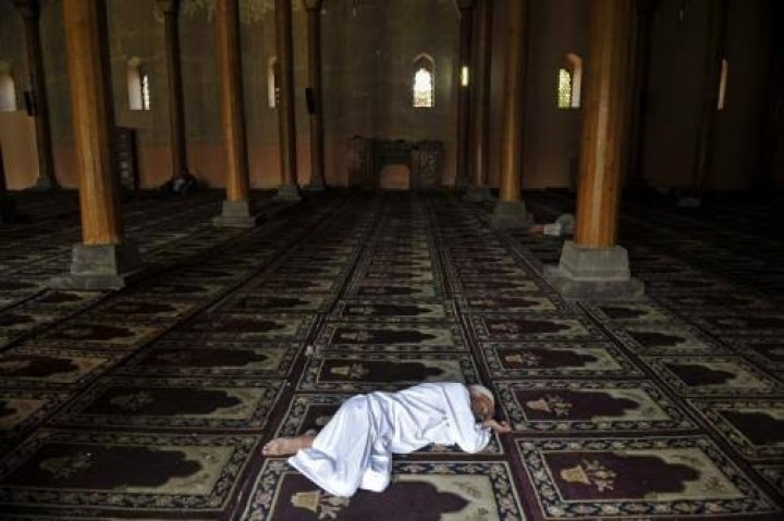 Ketiduran di Masjid, Pria Asal Swedia Gagal Bunuh Diri hingga Putuskan Mualaf