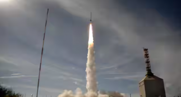 Peluncuran roket terdengar dari White Sands, New Mexico /X