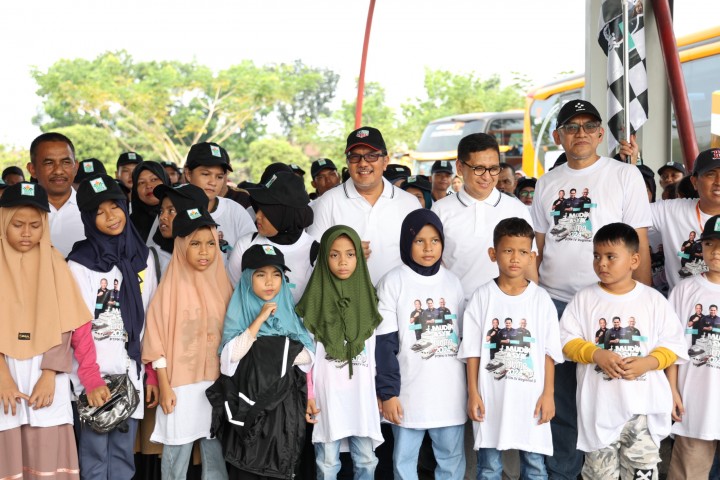 PTPN IV Regional III memberangkatkan ratusan pemudik melalui program Mudik Asyik Bersama BUMN 2024 ke berbagai kota di Sumatera Barat dan Sumatera Utara