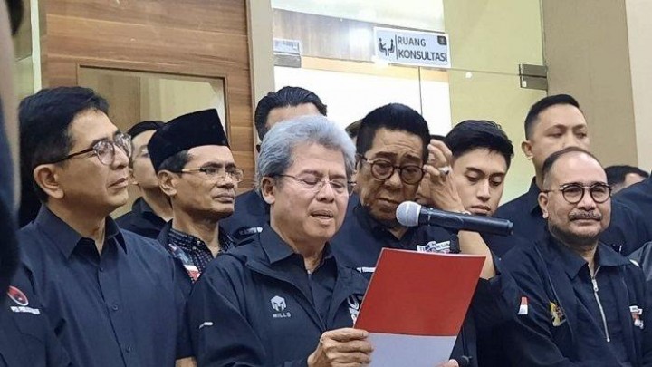 Tim Hukum Ganjar-Mahfud Sebut Indonesia Bisa Selamat dari Kemunduran Jika...