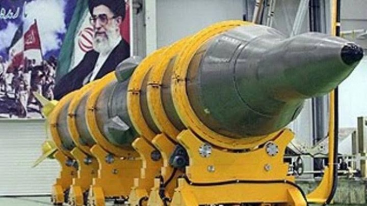 Salah satu rudal Iran yang akan diluncurkan ke Israel jika berani menyerang Taheran (net)