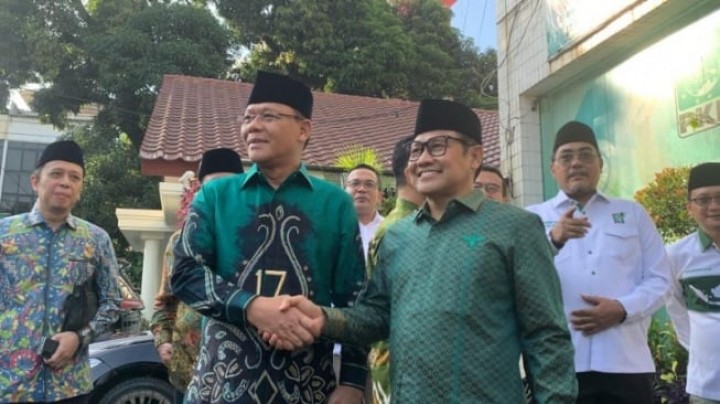 Ketum PKB Muhaimin Iskandar menyambut rombongan petinggi Partai Pembangunan Persatuan (PPP). Sumber: suara.com