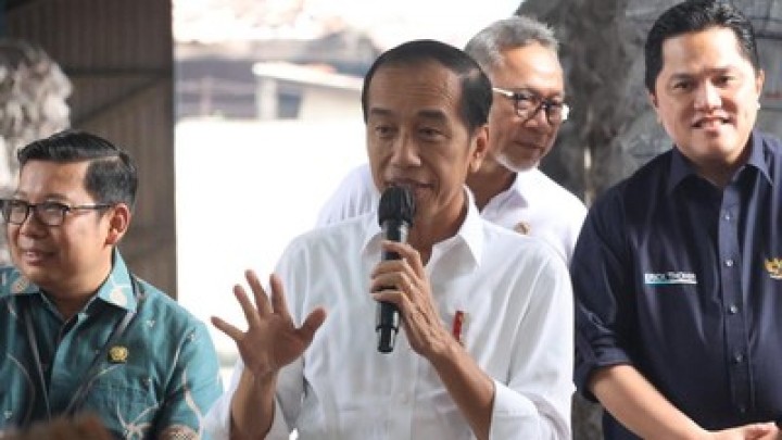 Jokowi PD Timnas Indonesia Bisa Menang atas Guinea di Palyoff Olimpiade 2024. (Dok. Sekretariat Kabinet)