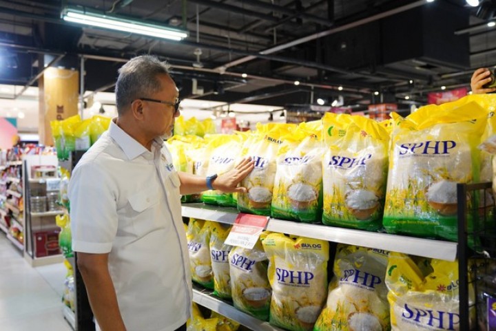 Zulhas Bakal Impor 3,6 Juta Ton beras ke Indonesia, Sebut Gegara Cuaca Ekstrem. (X/Foto)