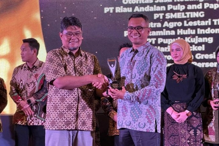 Majalah internal yang dikelola PT RAPP, APRIL Digest, meraih penghargaan Inhouse Magazine (InMa) dalam ajang SPS Award 2024, Selasa (30/4/2024) malam.