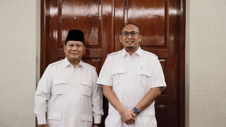 Presiden terpilih Prabowo Subianto dan Ketua DPD Gerindra Sumbar Andre Rosiade. Sumber: detik.com