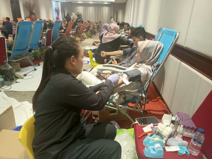 Peduli Kemanusiaan, RAPP Gelar Donor Darah ke-67 dan Lepas Tim Peduli Korban Bencana Sumbar