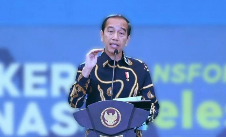 Presiden Jokowi Ikut Komentari Kasus Vina Cirebon yang Pelik, Minta Kapolri Usut Tuntas.(X/@abu_waras)