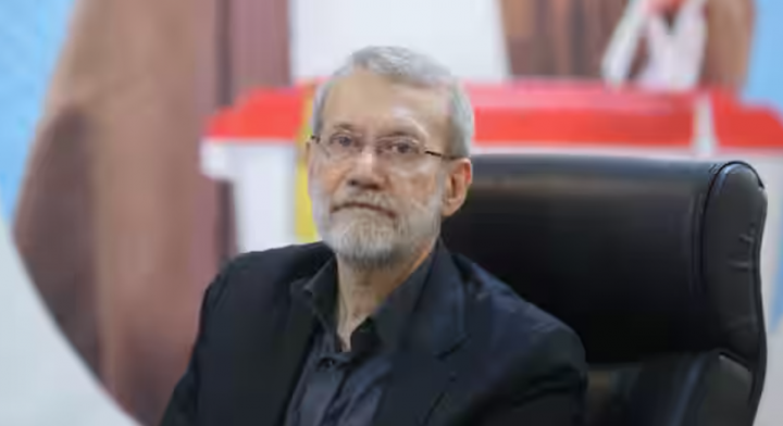 Ali Larijani, mantan ketua parlemen Iran, mendaftar sebagai kandidat untuk pemilihan presiden di Kementerian Dalam Negeri /Reuters