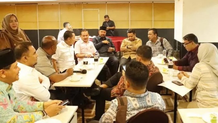 DPRD Siak Lakukan Bimtek Peningkatan Kapasitas Pimpinan dan Anggota Oleh LLPPM Pekanbaru