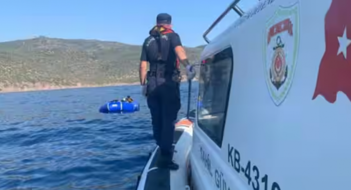 Penjaga pantai Yunani /Agensi