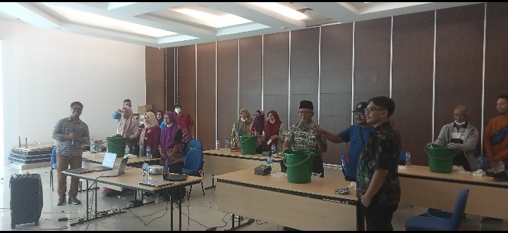 Peserta antuasias ikutan seminar daur ulang sampah oleh AHM bersama CDN Riau 