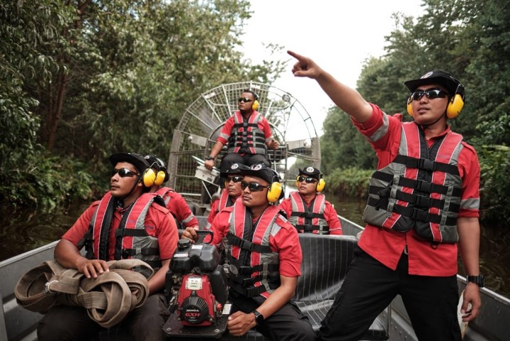 Tim fire fighter RAPP melakukan patroli darat untuk meningkatkan kewaspadaan selama periode rawan kebakaran.