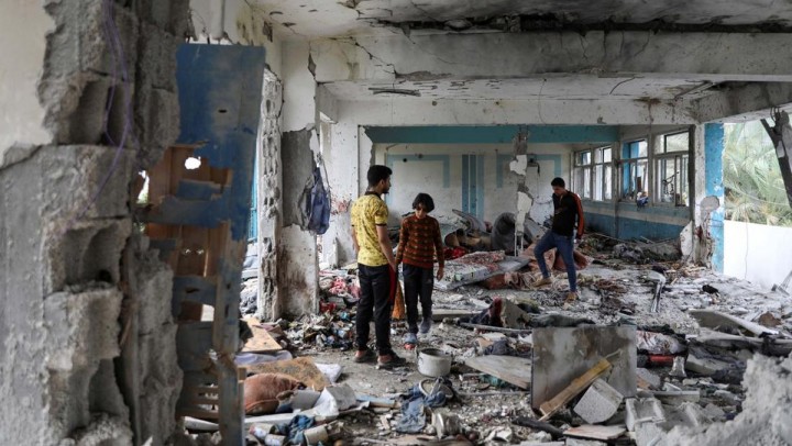 Biadab! Israel Serang Gaza-Sekolah PBB, 16 Orang Tewas Mengenaskan. (X/Foto)