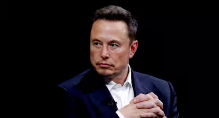 Elon Musk /X