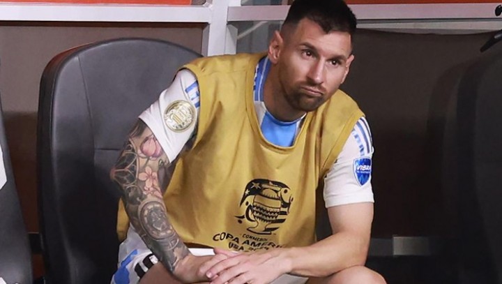 Lionel Messi Cedera Kaki Berujung Bengkak Parah, Dokter Bilang Gini