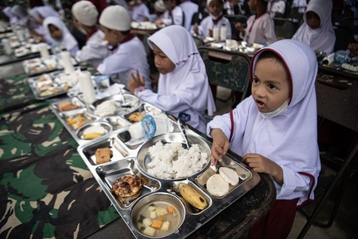 Ilustrasi program makan siang gratis Prabowo Subianto. Sumber: katadata