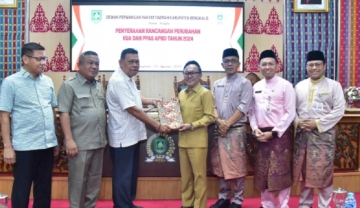 DPRD Terima Penyerahan KUA PPAS Tahun 2024 Dari Pemkab Bengkalis