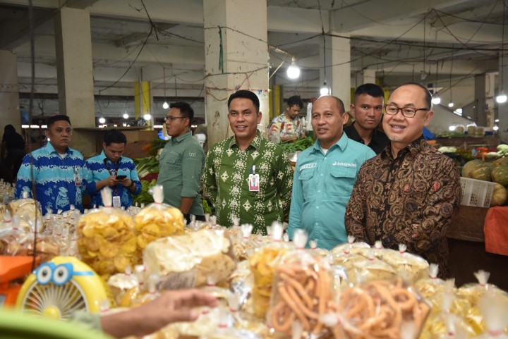  Pelaku UMKM binaan BRK Syariah yang berada di Pasar Rakyat Rengat