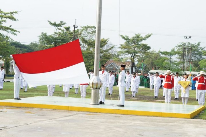 Khidmat dan Meriah, Peringatan HUT ke-79 RI di Riau Kompleks Penuh Semangat Kebersamaan