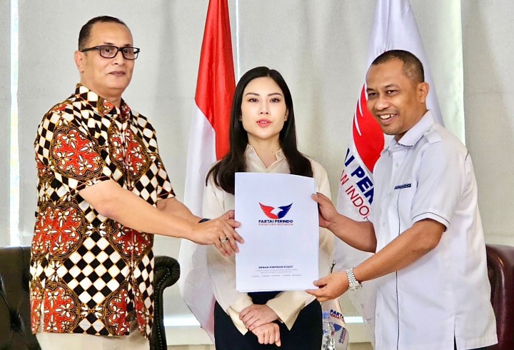 Partai Perindo Berikan Surat Dukungan ke Pasangan Kasmarni - Bagus Santoso Pada Pilkada Bengkalis