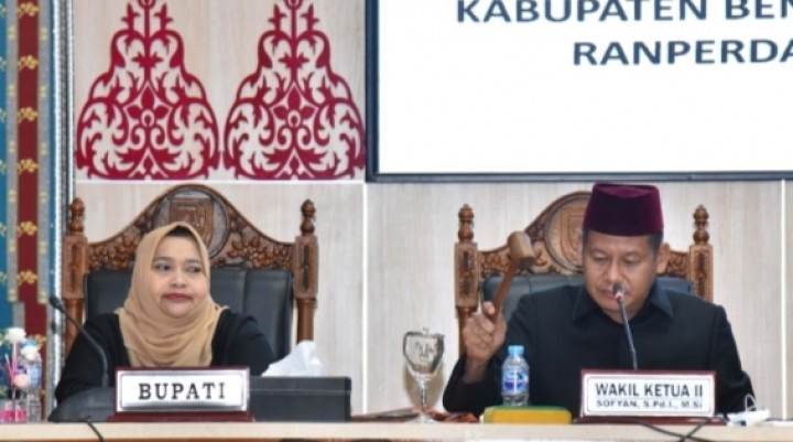 Terhadap Ranperda Perubahan TA 2024, Fraksi Fraksi DPRD Bengkalis Dengarkan Penyampaian Bupati Kasmarni