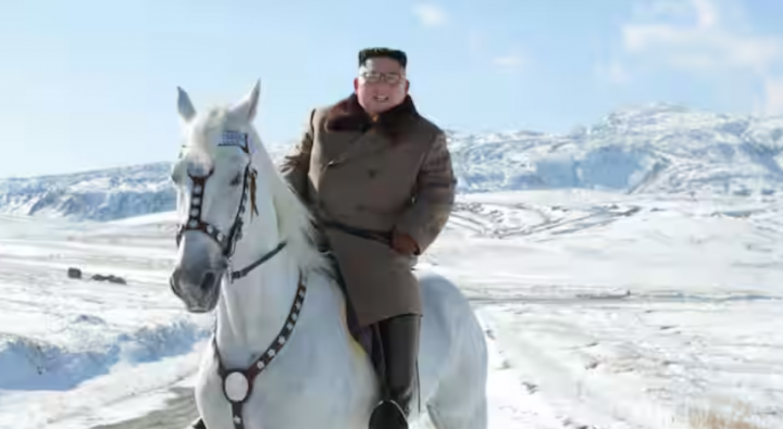 Kim Jong Un di atas kuda /AFP