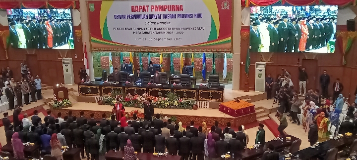 Pelantikan 65 anggota DPRD Riau priode 2024-2029