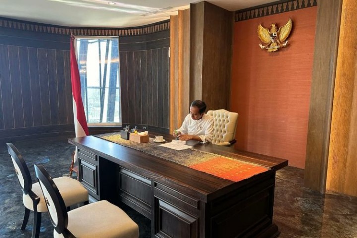 Alasan Presiden Jokowi Habiskan Masa Jabatannya di IKN. (X/Foto)