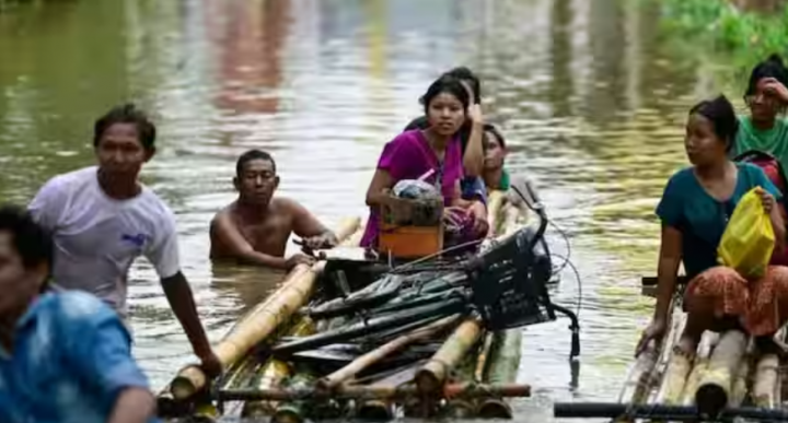 Banjir di Myanmar akibat Topan Yagi /AFP