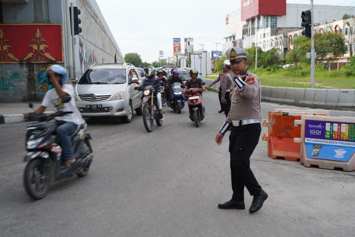 Antisipasi Macet Pasca Hari Libur Ditlantas Polda Riau Terunkan Sebanyak 552 Personel Lalu lintas Gabungan