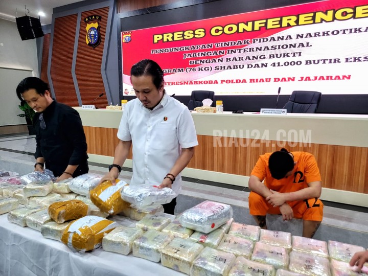 76 Kilogram Shabu dan 41.000 Ekstasi Diamankan, Ditresnarkoba Polda Riau Buru Bandar 