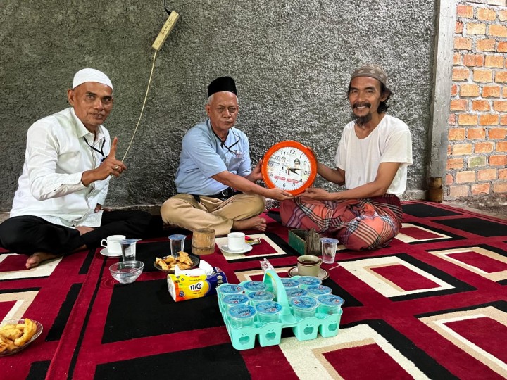 Relawan Bermasa Perjuangan Silaturahmi Ke Poshol, Abah Fadhli