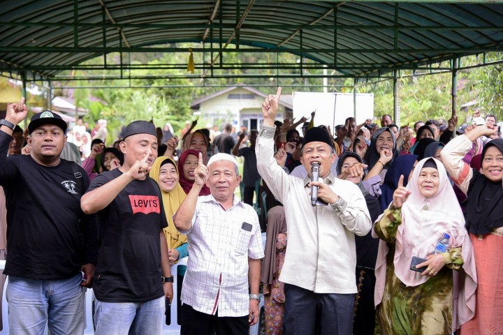 Warga Desa Simpang Ayam Siap Memenangkan Pasangan KBS Nomor Urut 1