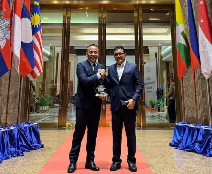 Konsisten Perkuat Pemanfaatan EBT, PalmCo Raih ASEAN Energy Awards 2024