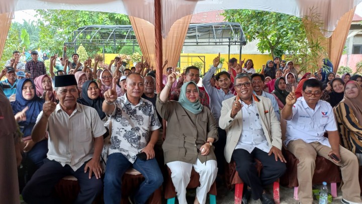 Sambutan Warga Kelurahan Talang Mandi Saat Kampanye Kasmarni