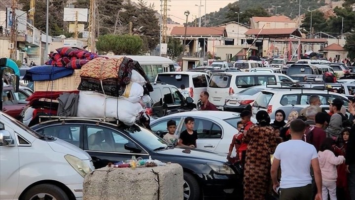 Imbas Serangan Israel, 400.000 Orang Lebanon Terpaksa Mengungsi ke Suriah. (Tangkapan Layar)