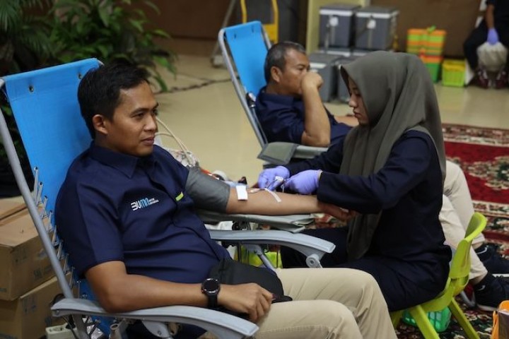 Selamatkan Nyawa Sehatkan Raga, Ratusan Karyawan PTPN IV Regional III Semangat Donor Darah