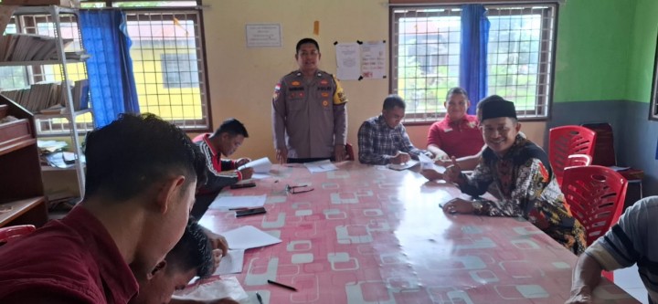 Semakin Dekat Hari Pencoblosan Aiptu Bambang Terus Tingkatkan Cooling System Pilkada Serentak