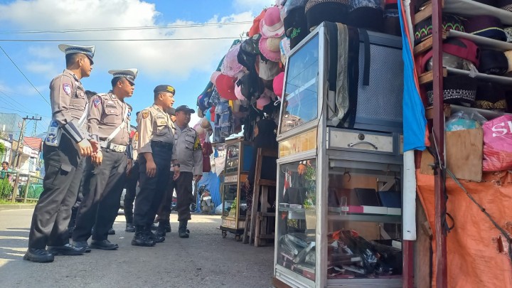 Polsek Mandau dan BKO Gelar Patroli Skala Besar Jelang Pelantikan Presiden RI 20 Oktober 2024