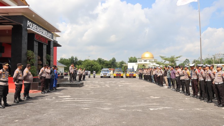 Jelang Pelantikan Presiden Terpilih 2024, Polres Kep Meranti Gelar Apel Siaga dan Patroli Skala Besar 