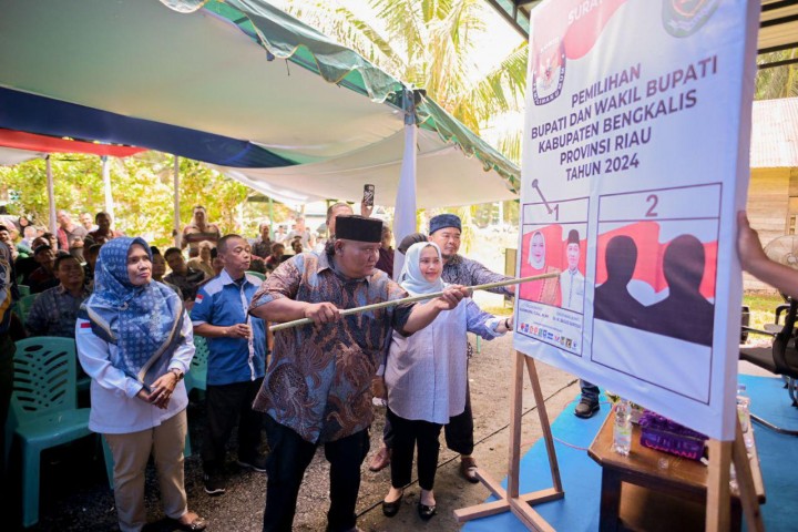 Kasmarni akan Jadikan Terminal AKAP Bathin Solapan Sebagai Pusat Pendidikan dan Pelatihan